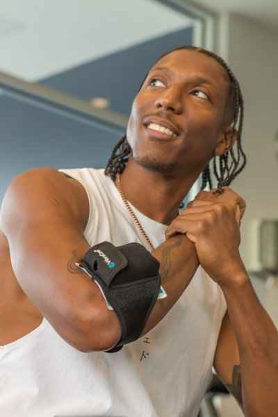 VibraCool® Easy Fit for Elbow & Wrist Pain